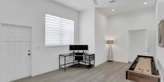 3152 SW 147th Ave Gallery 34