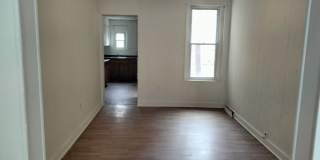 Spacious 5 Bedroom, 1 Bathroom Single-Family Home with Yard – Allentown Gallery 7