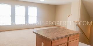 2 Bedroom, 2.5 Bath Townhome in Urbandale with an attached two car garage. Gallery 5