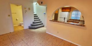 AFFORDABLE 3 BEDROOM, 2.5 BATH TOWNHOME IN THE HEART OF TEMPE! Gallery 4
