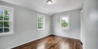 607 Hartford Road Gallery 7