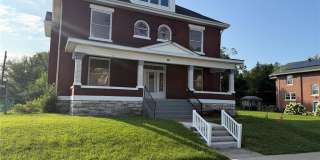 570 Washington Place Gallery 1