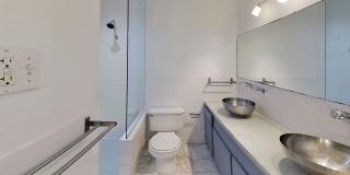 River Oaks Gallery 118