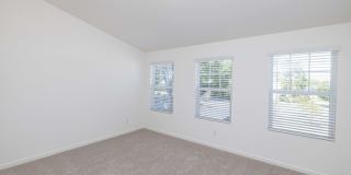 BEAUTIFUL 2 Bedroom Townhome in Mooresville AVAILABLE NOW Gallery 16