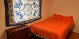 Charming 3BR Condo in Aurora Gallery 24