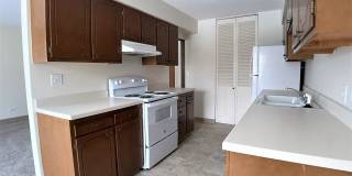 East River Plaza Gallery 15