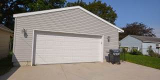 Great NE Rochester Home Near Quarry Hill & Silver Lake! Gallery 3