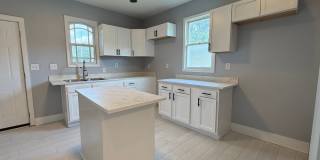 New Listing! 3 Bdrm/1.5 Bath Gallery 9