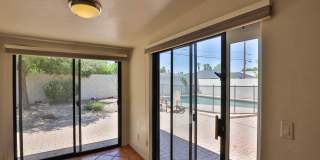 3 Bedroom + den with pool Gallery 18