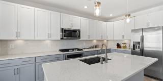 1304 MAIN LINE Boulevard Gallery 5