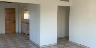 1735 West Fairmount Avenue Gallery 3