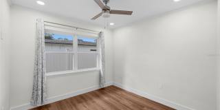 402 ERIE Avenue Gallery 45
