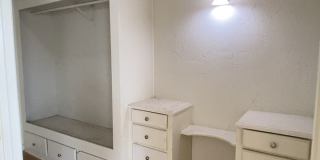 320 S Manhattan Pl Gallery 5