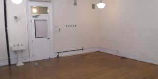 2 W WASHINGTON Street Gallery 11