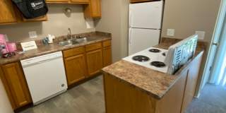 Southdale Square Gallery 32