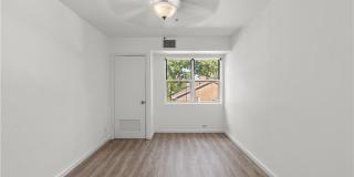 501 N Barry Avenue unit: 2C Gallery 8