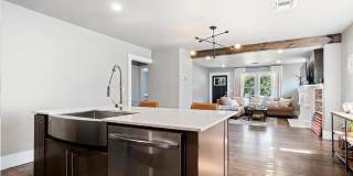 Stylish 2BR/2BA Home Near Paseo Arts District & Downtown OKC! Gallery 11