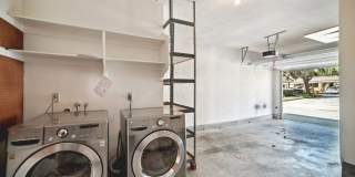 Spacious Townhome Located in the Highly Desirable Shadow Ridge Community of Oak Park Gallery 22