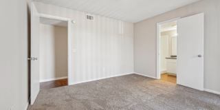 Wilshire Lofts and Townhomes Gallery 19