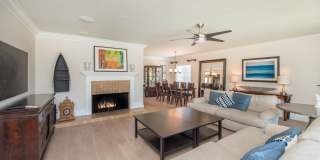 Private Newport Beach Cul-de-Sac Home Gallery 7