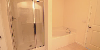 RTP Beauty!  Huge 3/2.5 Townhouse in Page Park Gallery 11