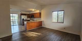 4904 Vincennes Court Gallery 2