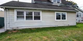 488 Nassau Road Gallery 1