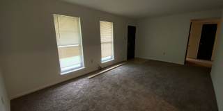 3 Bedroom/1.5 bathroom Duplex Gallery 5