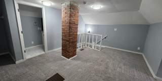 Comfortable 3-Bedroom Home with Private Upstairs Suite Gallery 10