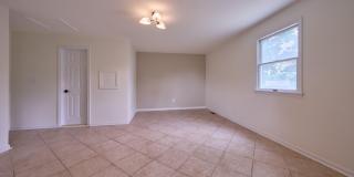 2924 GRACEFIELD Road Gallery 22
