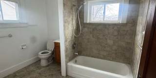 4 bed 1 bath house Gallery 3