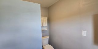 2 Bedroom House Gallery 9