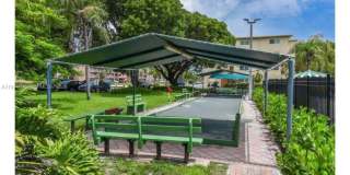 2615 NE 3rd Ct Gallery 1