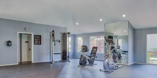 Crestbrook Apartments Gallery 7