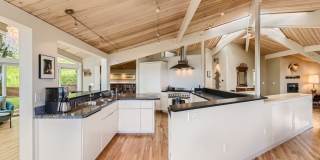 One of a Kind 3 BDR in west Boulder - Live in a Piece of Art Gallery 4