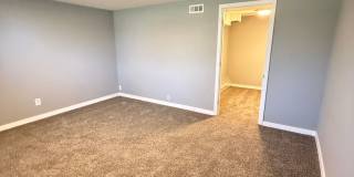 4 bedroom/1 bath/detached storage building Gallery 28