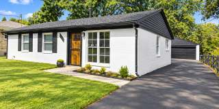 3 Bedroom with Large Garage! Gallery 1