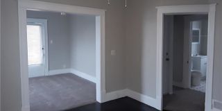 303 White Avenue - 2 Gallery 3