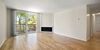 Parkway Plaza Apartments Gallery 34