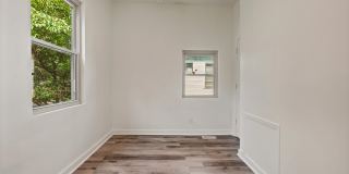 401 E Scott Ave Gallery 14