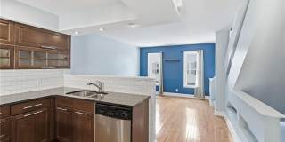856 Saint Charles Avenue NE Gallery 8