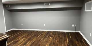 4401 ARLINGTON Boulevard Gallery 16