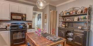 1605 Mccullough Avenue NE Gallery 8