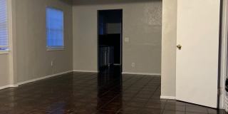 Great 3 Bedroom 1 Bathroom Home Near the Fairgrounds! Gallery 18