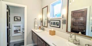 Remodeled Home Next To Zilker Park - 3 BR / 2 BA Remodeled Home Next To Zilker Park - 3 BR / 2 BA Gallery 24