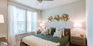 Tapestry Nona Gallery 8