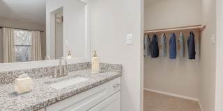 Spring House Apartments Gallery 39