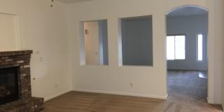 Comfortable 3-Bedroom, 2-Bath Home with Modern Kitchen Gallery 3