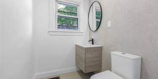 135 E Linden Avenue Gallery 30
