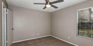 Heron Lake Gallery 13